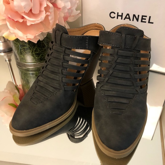 Report Weave Gray Mule Ankle Booties Slides - Picture 2 of 9